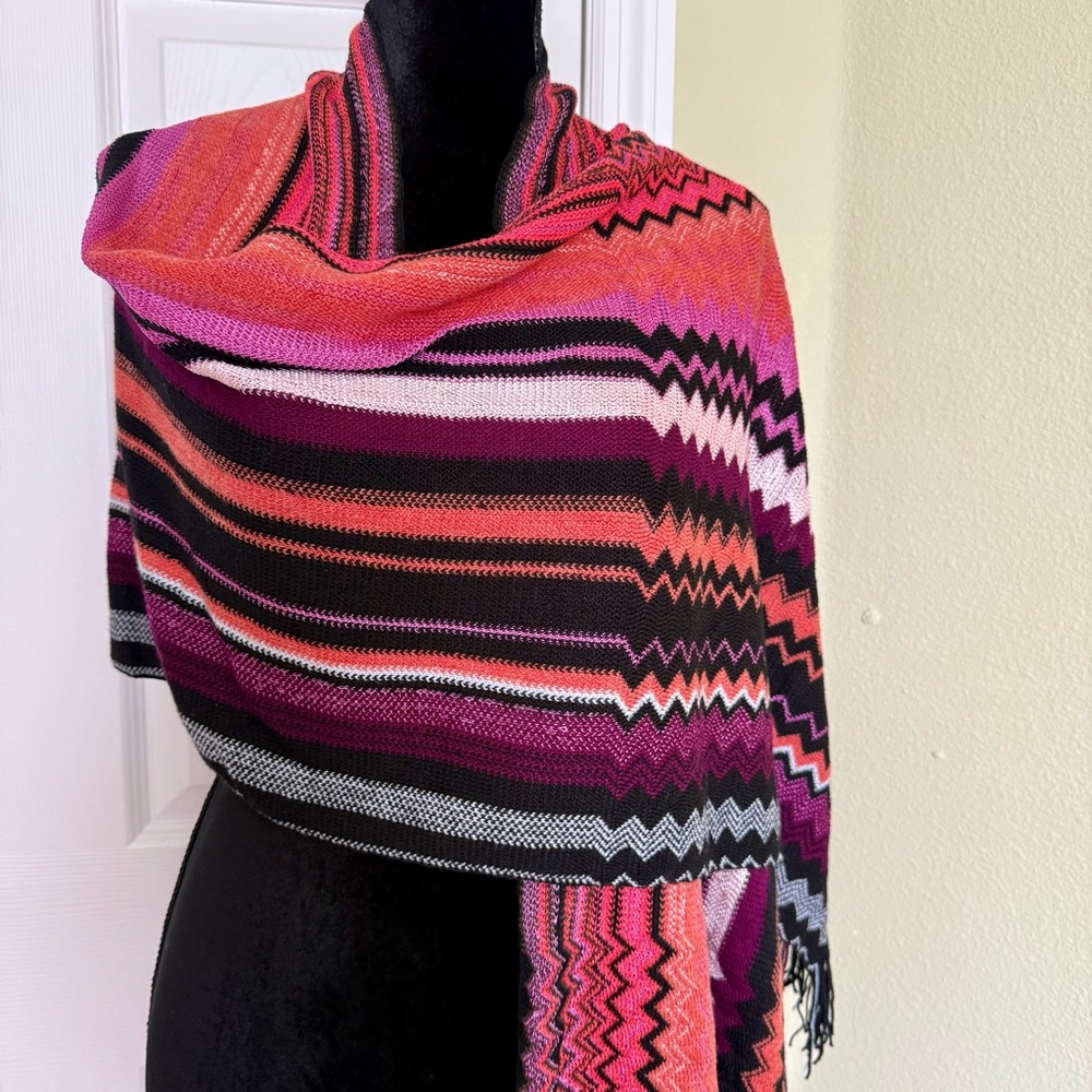 NEW Missoni Wool Blend Zigzag Large Scarf Shawl - Picture 5 of 10